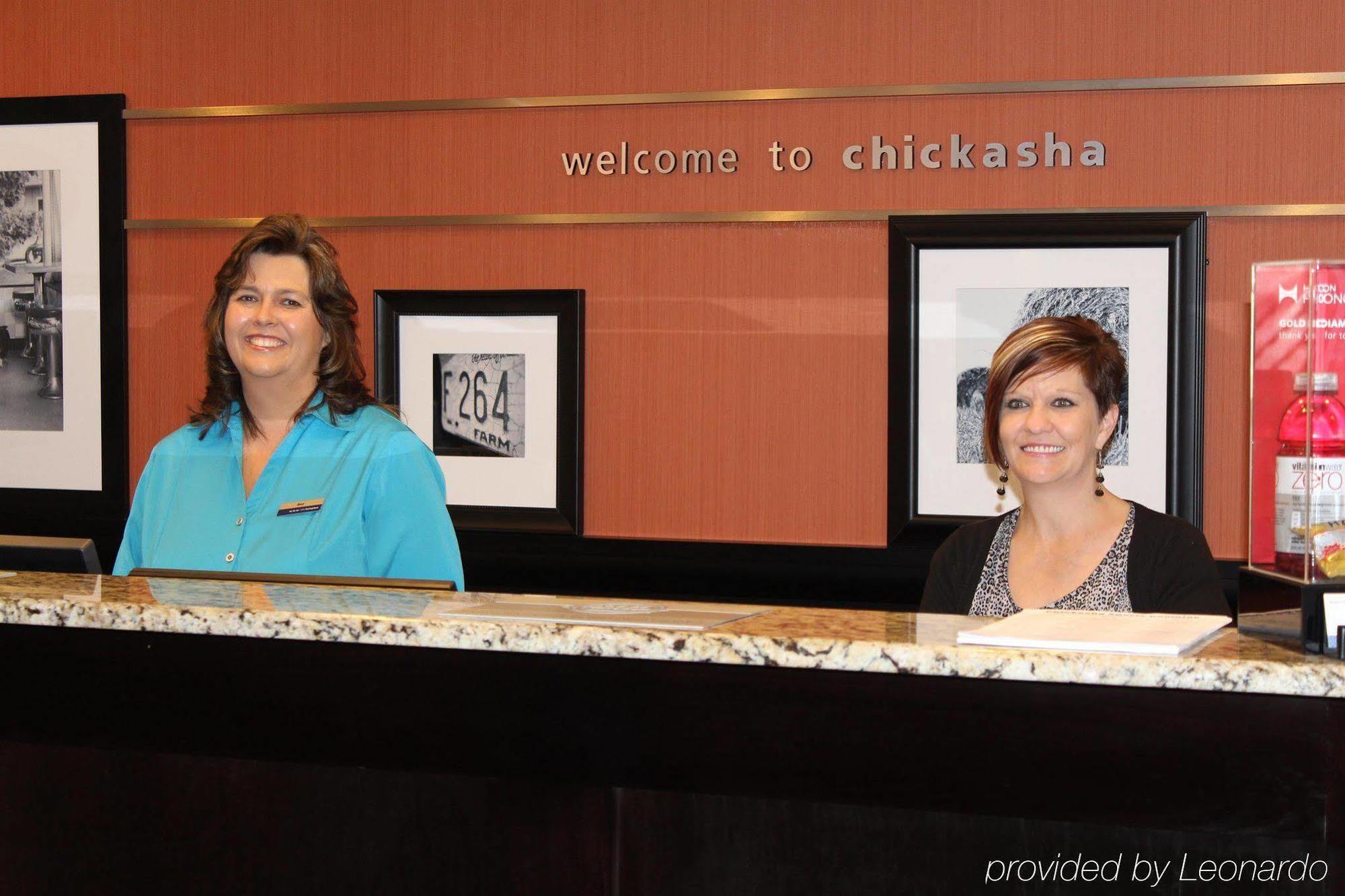 Hampton Inn Чикаша Екстериор снимка